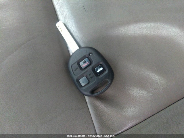 2003 LEXUS ES 300 VIN: JTHBF30G630140787