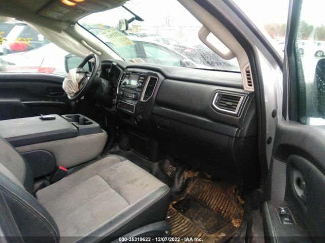 1N6AA1EJ0JN529460 Nissan TITAN S