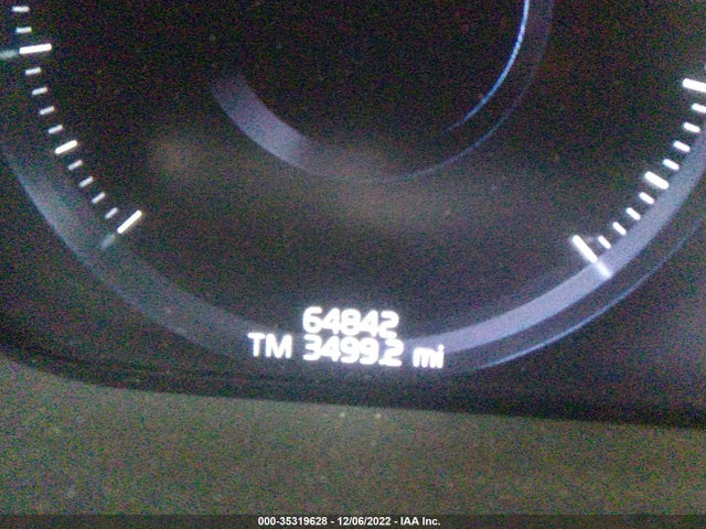 2018 Volvo XC60, VIN: YV4A22RK1J1005473