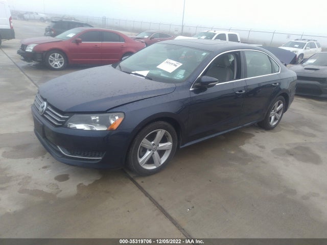 1VWBH7A37CC050073 Volkswagen Passat Se W/sunroof