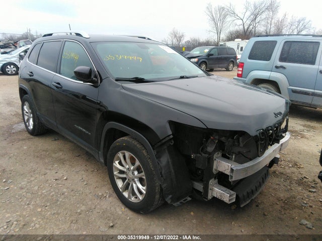 35319949 :رقم المزاد ، 1C4PJLCB2KD148091 vin ، 2019 Jeep Cherokee Latitude مزاد بيع