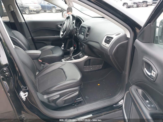 2019 Jeep Compass, VIN: 3C4NJCBB8KT852024