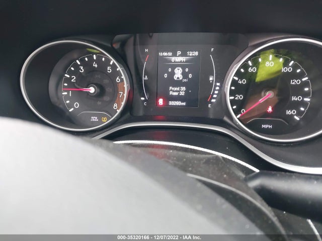 2019 Jeep Compass, VIN: 3C4NJCBB8KT852024