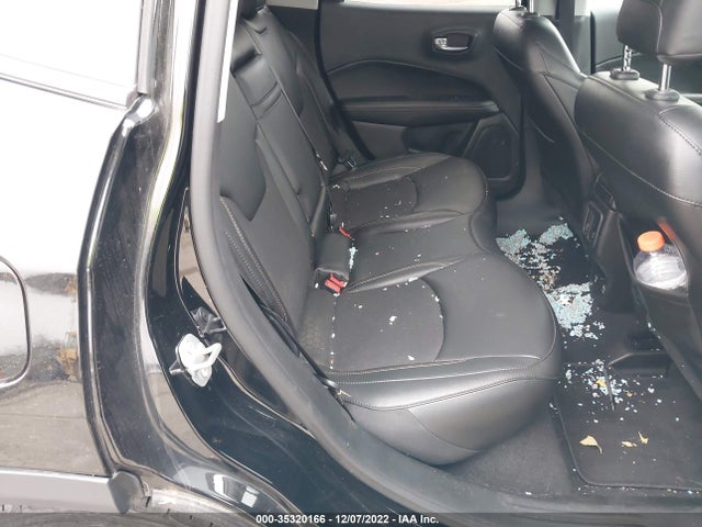 2019 Jeep Compass, VIN: 3C4NJCBB8KT852024