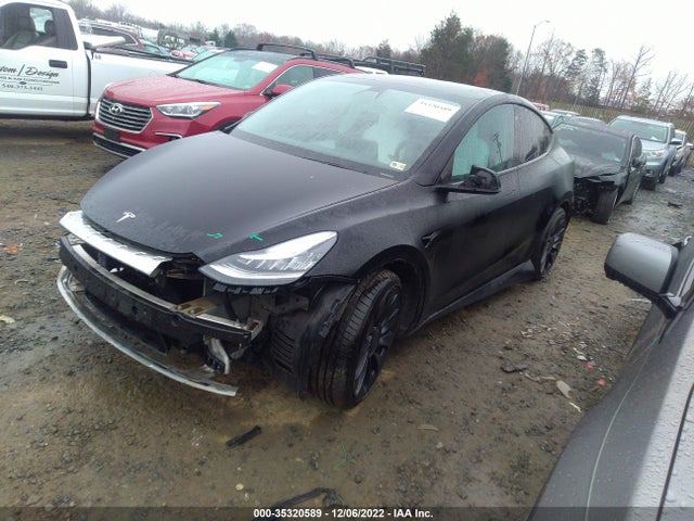 Tesla Model Y 2020 5YJYGDEF9LF037301 Image 2
