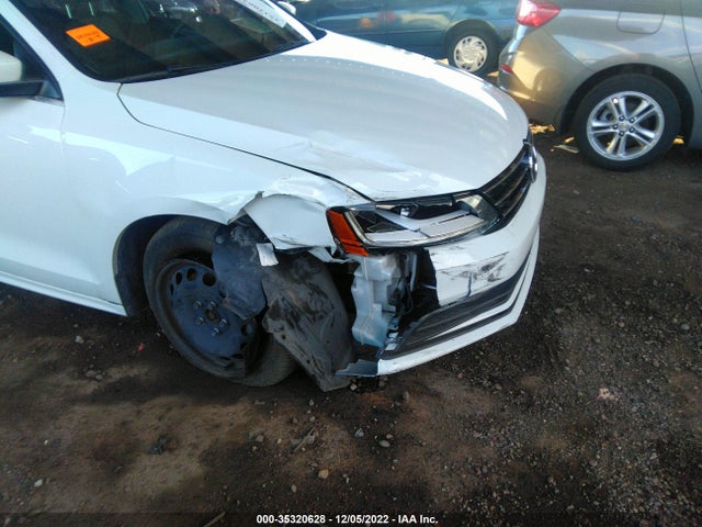 3VW167AJ5HM313313 Volkswagen Jetta 1.4t S