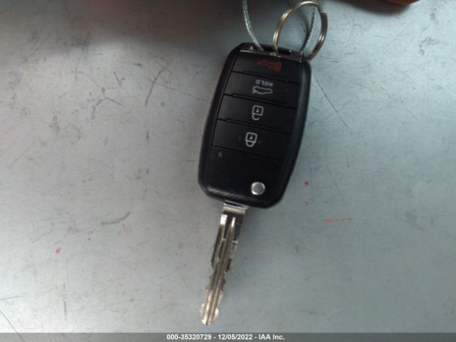 3KPFK4A70JE254257 KIA FORTE LX