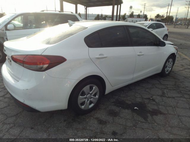 3KPFK4A70JE254257 KIA FORTE LX