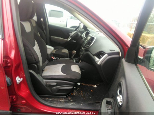 1C4PJMCB6EW156029 Jeep Cherokee Latitude