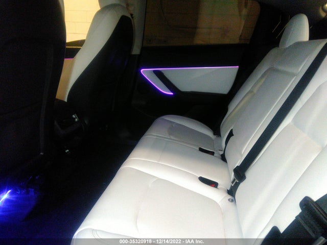 Tesla Model Y 2022 7SAYGDEF0NF411252 Image 8