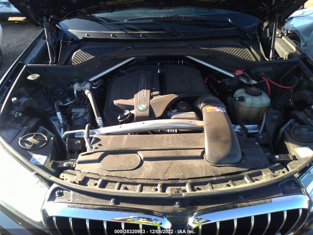 2016 BMW X5, VIN: 5UXKR0C51G0P27159