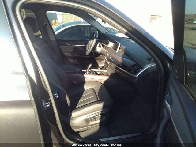 2016 BMW X5, VIN: 5UXKR0C51G0P27159