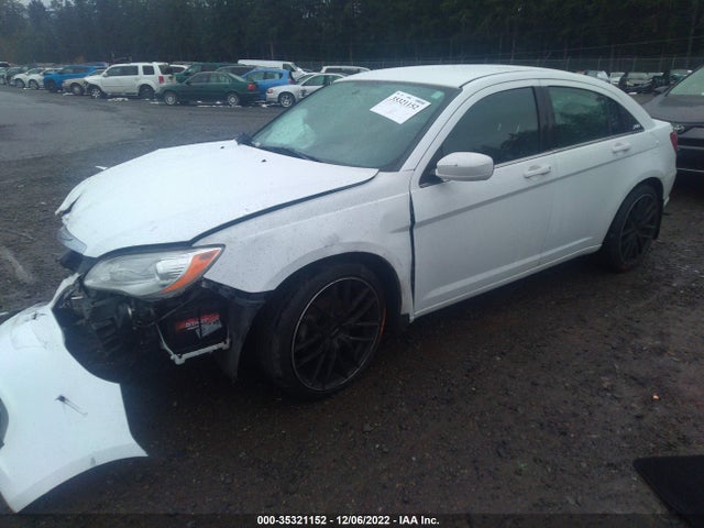 Chrysler 200 LX 2014 1C3CCBAB4EN168223 Image 2