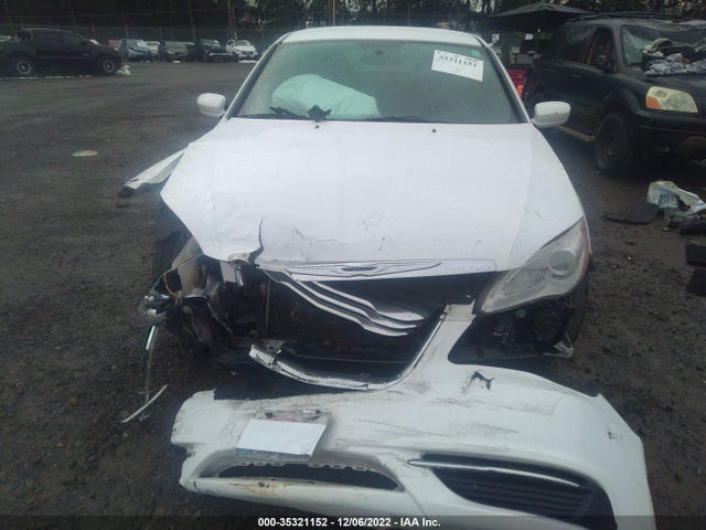 Chrysler 200 LX 2014 1C3CCBAB4EN168223 Image 6
