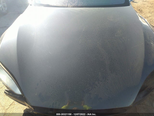 2016 Tesla Model S, VIN: 5YJSA1E49GF146030