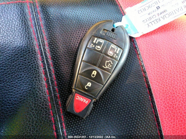 2C4RC1BG9CR326890 Chrysler Town & Country