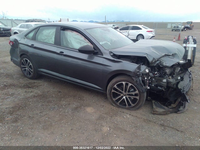 2022 Volkswagen Jetta, VIN: 3VWBM7BU1NM003173