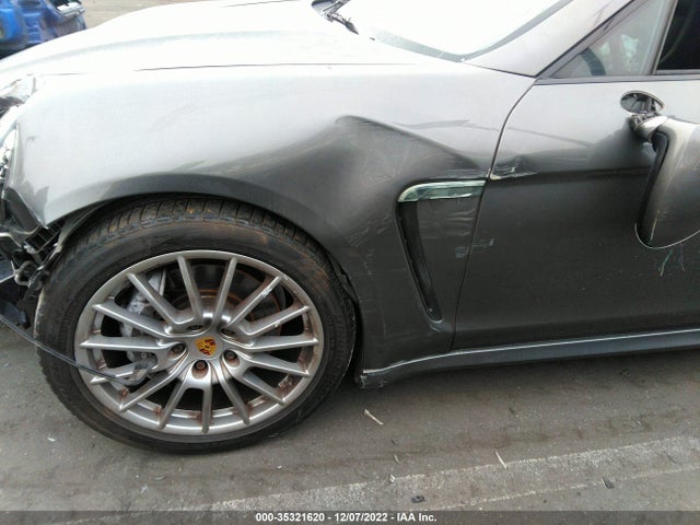 2016 Porsche Panamera, VIN: WP0AA2A79GL000998