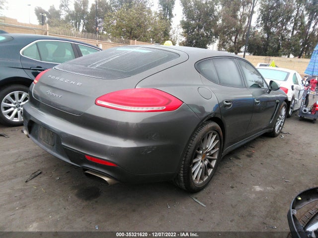 2016 Porsche Panamera, VIN: WP0AA2A79GL000998