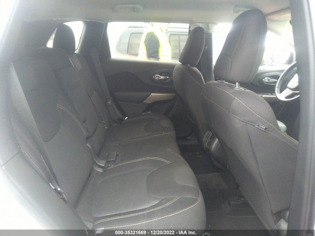2017 Jeep Cherokee, VIN: 1C4PJMCB5HD224255