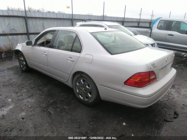 Lexus LS 430 2003 JTHBN30F230105724 Image 4