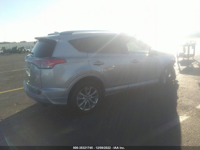 2018 Toyota RAV4, VIN: 2T3YFREV4JW455568