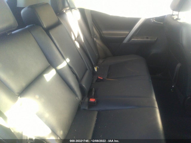 2018 Toyota RAV4, VIN: 2T3YFREV4JW455568