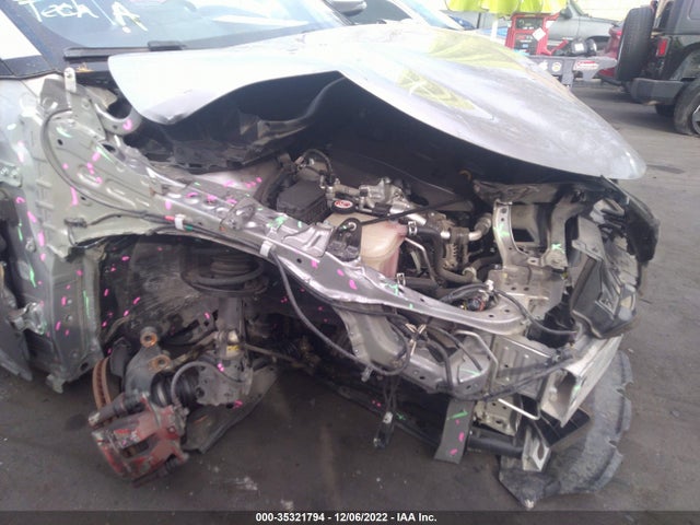2018 Toyota CH-R, VIN: NMTKHMBX2JR023814