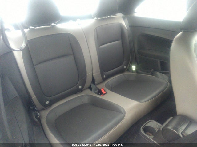 3VWF17AT9FM619823 Volkswagen Beetle Coupe 1.8t Fleet Edition