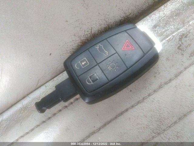 Volvo C30 2009 YV1MK672792144839 Image 3