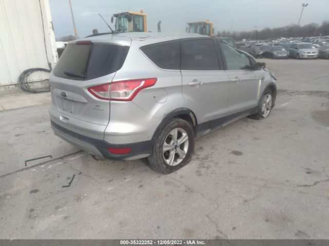1FMCU0GX6FUC66012 Ford ESCAPE SE