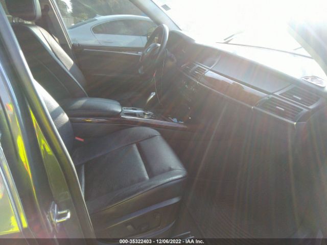 5UXZV8C57BL421549 BMW X5 50i
