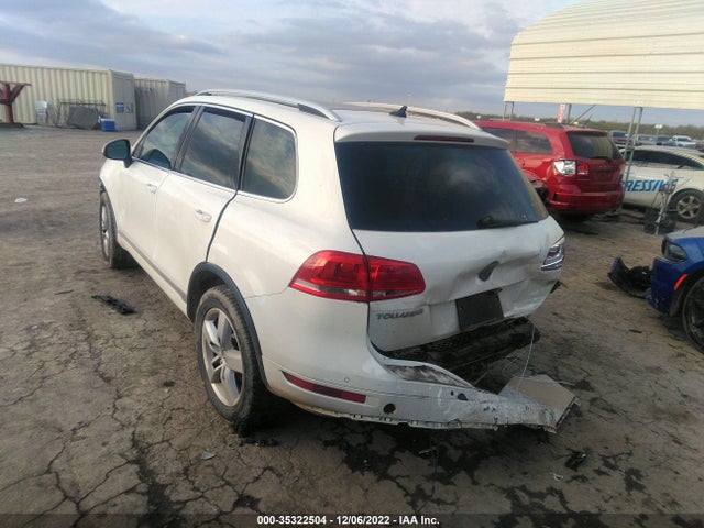 Volkswagen Touareg Lux 2011 WVGFK9BP3BD007065 Image 4