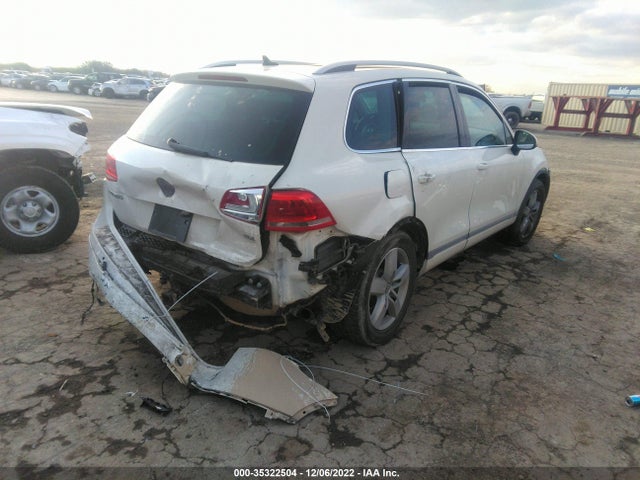 Volkswagen Touareg Lux 2011 WVGFK9BP3BD007065 Image 5