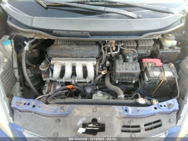 2010 HONDA FIT VIN: JHMGE8H28AC013324