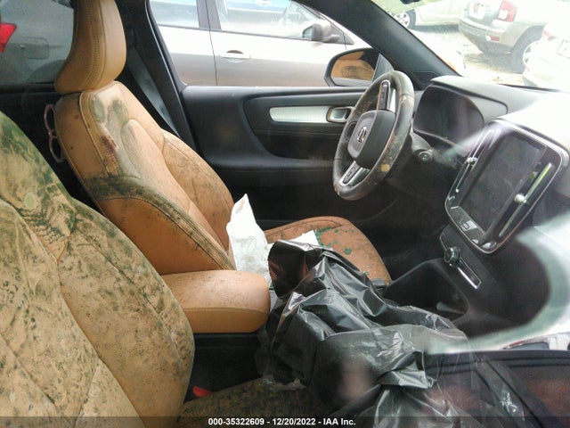 2020 Volvo XC40, VIN: YV4AC2HK6L2339736