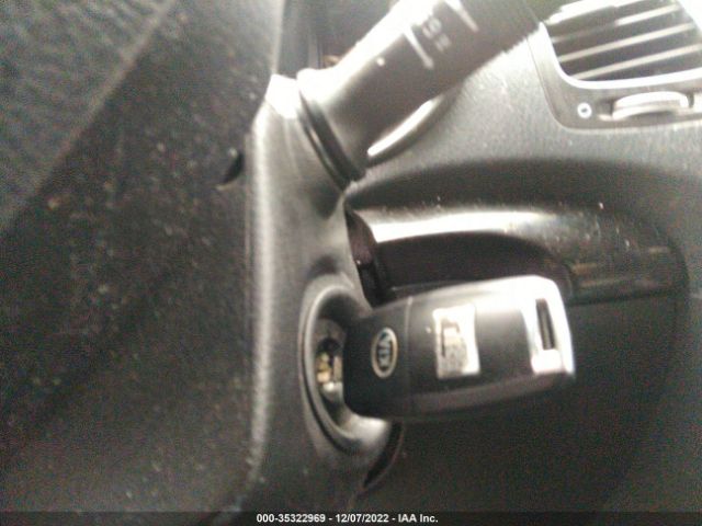5XYKTCA60EG544875 KIA SORENTO LX