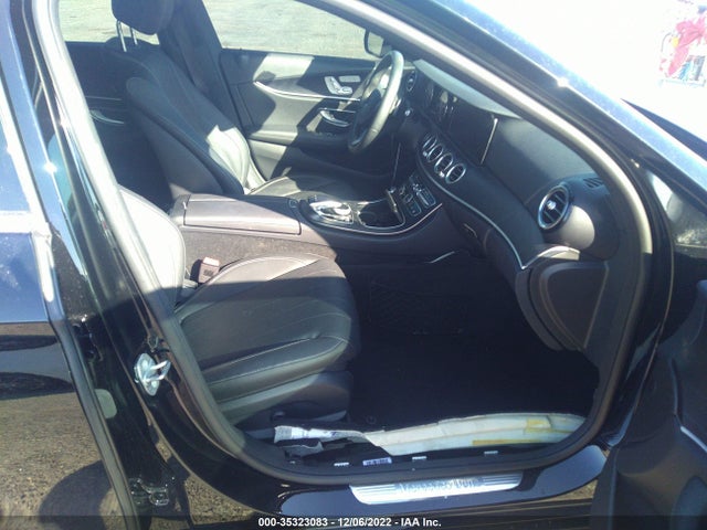 2018 Mercedes-Benz E-Class, VIN: WDDZF4JB8JA454298