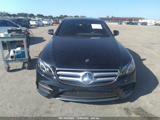 2018 Mercedes-Benz E-Class, VIN: WDDZF4JB8JA454298