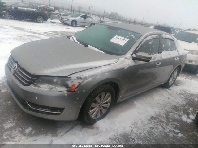 Volkswagen Passat Wolfsburg Ed 2014 1VWAT7A38EC074864 Image 2