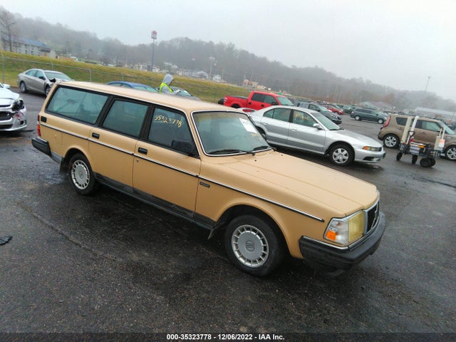 1986 YV1AX8857G1707416 main image