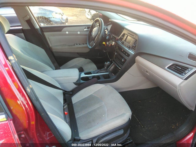 2015 HYUNDAI SONATA 2.4L SE VIN: 5NPE24AFXFH174762
