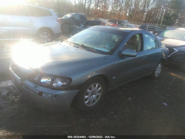 Volvo S60 2001 YV1RS61RX12049207 Image 2