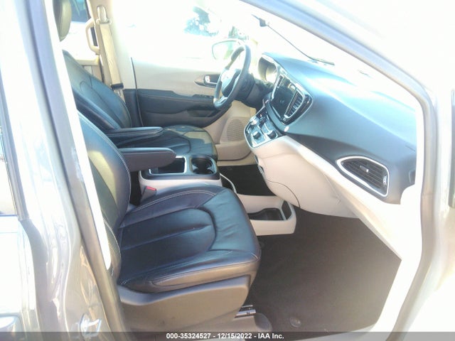Chrysler Pacifica Touring L 2022 аукцион фото