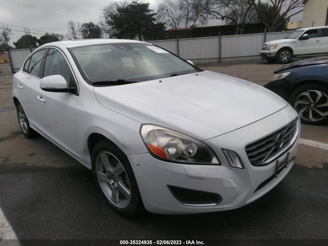 Volvo S60 T5 2012 YV1622FS9C2145937 main image