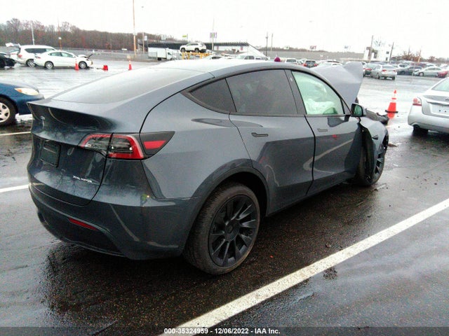 2023 Tesla Model Y, VIN: 7SAYGDEE5PA025935