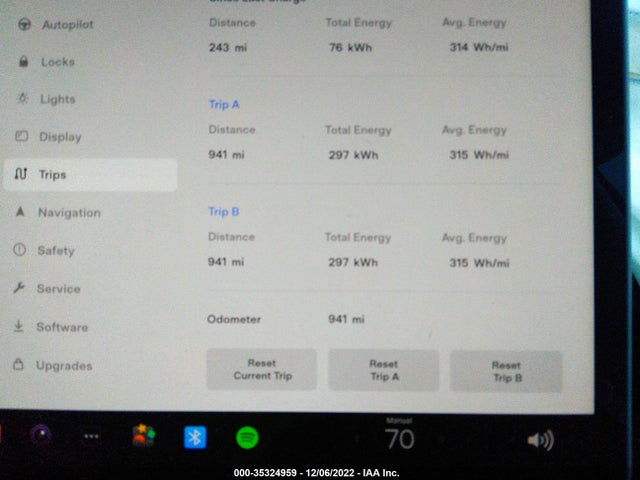 2023 Tesla Model Y, VIN: 7SAYGDEE5PA025935
