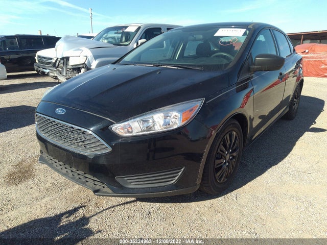 Ford FOCUS S 2018 1FADP3E20JL309143 Image 2