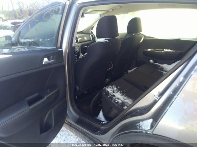 KNDPMCAC8J7464918 KIA Sportage Lx