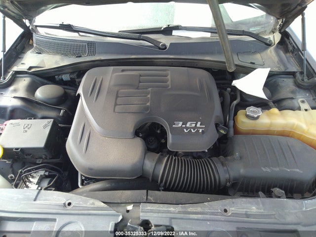 2C3CCAAGXJH253737 Chrysler 300 Touring